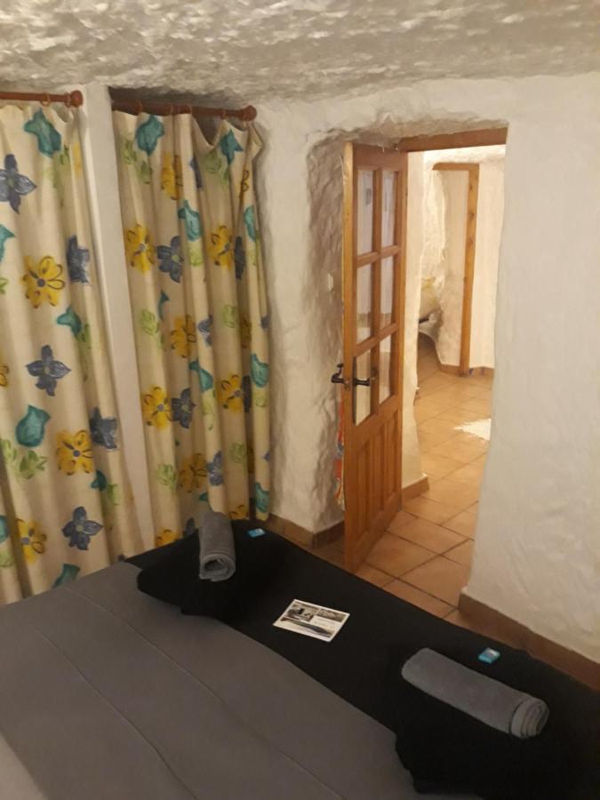 The Welcome Cave Freila Exterior photo